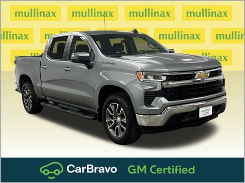 Used 2023 Chevrolet Silverado 1500 LT image 1