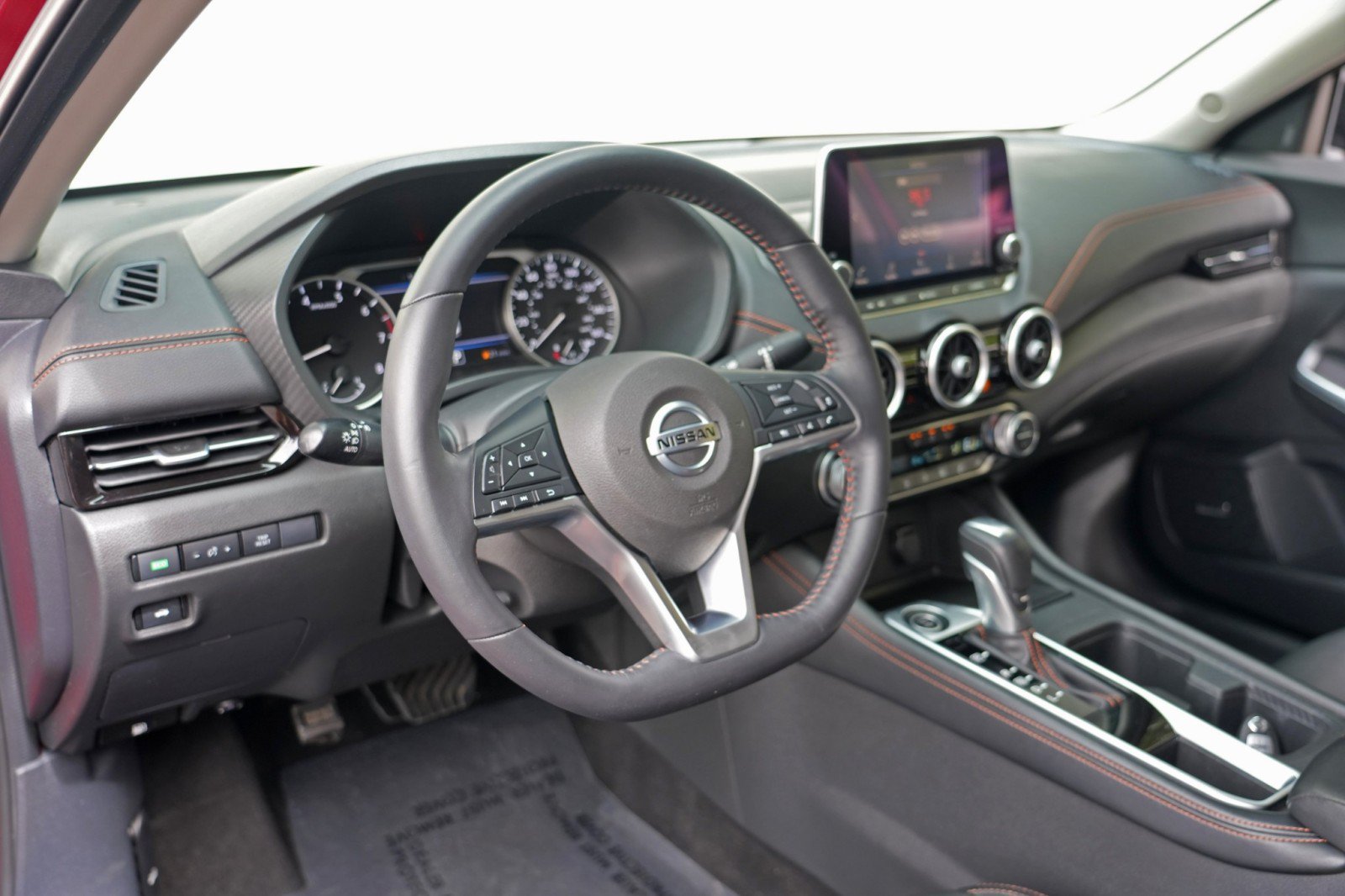 Used 2020 Nissan Sentra SR w/ Premium Package FWD image 13