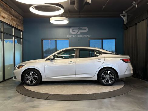 Used 2020 Nissan Sentra SV FWD image 6