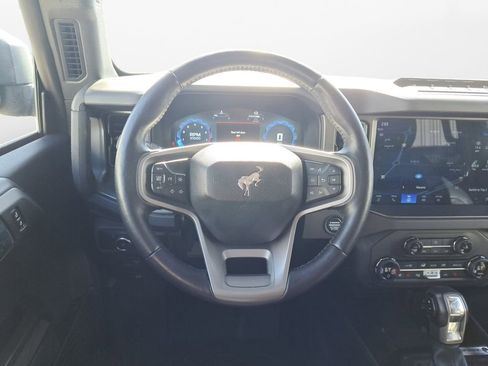 Used 2025 Ford Bronco Badlands AWD/4WD image 12