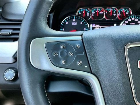 Used 2018 GMC Yukon SLT w/ Premium Edition AWD/4WD image 20