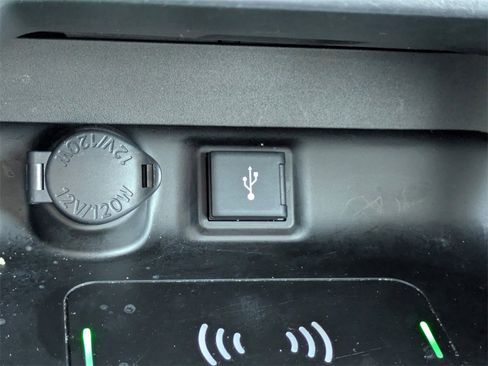 Certified 2022 Toyota RAV4 XLE image 24