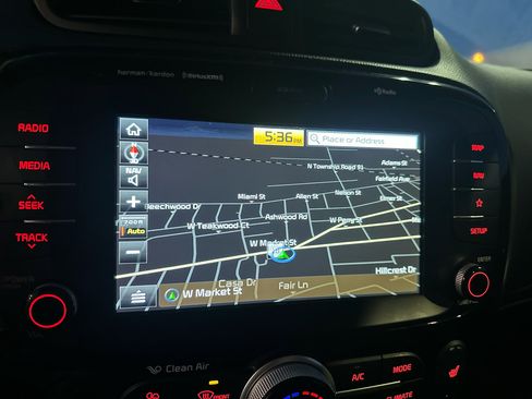 Used 2018 Kia Soul ! w/ Tech Package image 31