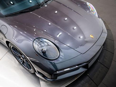 Used 2022 Porsche 911 Turbo S image 30