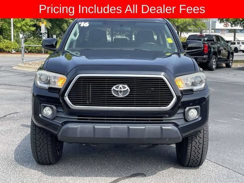 Used 2016 Toyota Tacoma SR5 w/ Towing Package RWD image 8