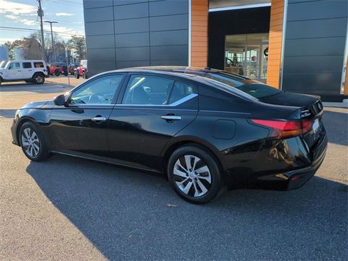 Used 2019 Nissan Altima 2.5 S image 6