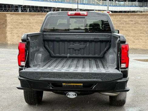 Used 2023 Chevrolet Colorado Z71 w/ Z71 Convenience Package 2 image 14