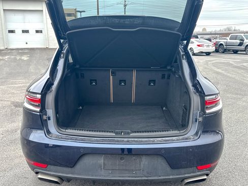 Used 2021 Porsche Macan Base image 13