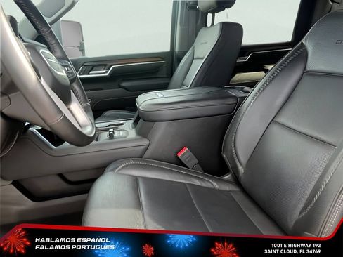 Used 2025 GMC Sierra 3500 Denali w/ Denali Reserve Package AWD/4WD image 11