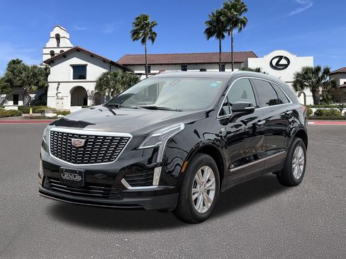 Used 2024 Cadillac XT5 Luxury w/ LPO, Floor Liner Package FWD image 5