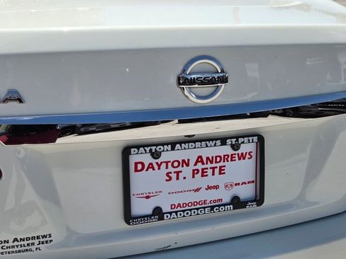Used 2018 Nissan Altima 2.5 SV FWD image 9