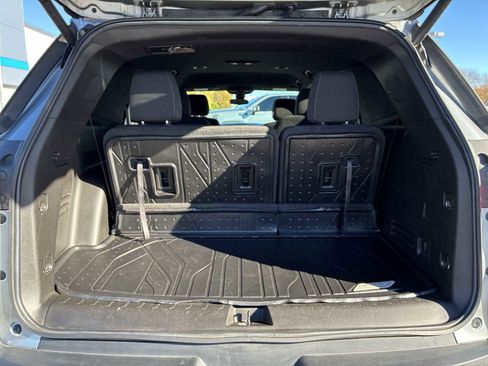 Certified 2023 Chevrolet Traverse LT w/ LPO, Floor Liner Package image 25