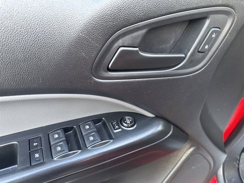 Used 2019 Chevrolet Colorado W/T w/ Custom Special Edition image 28