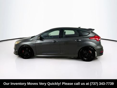 Used 2015 Ford Focus ST FWD image 4