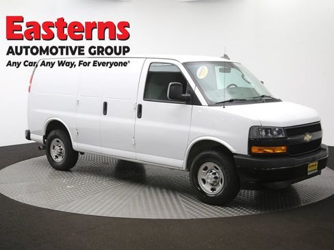 Used 2021 Chevrolet Express 2500 RWD image 45