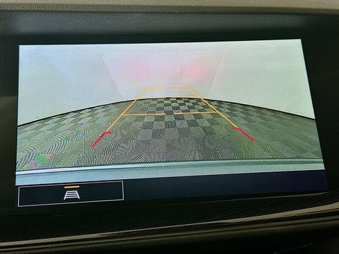 Used 2023 Buick Envision Preferred w/ Sport Touring Package image 18