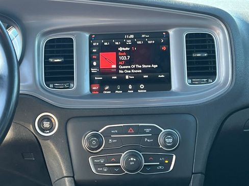 Used 2023 Dodge Charger SXT image 22