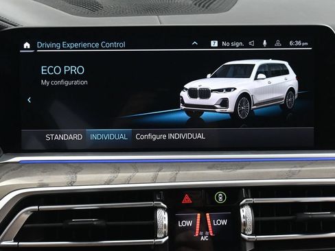 Used 2021 BMW X7 xDrive40i w/ Executive Package AWD/4WD image 42