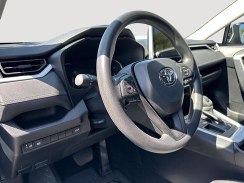 Certified 2024 Toyota RAV4 XLE w/ Convenience Package FWD image 16
