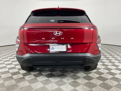 Used 2025 Hyundai Kona SEL FWD image 6