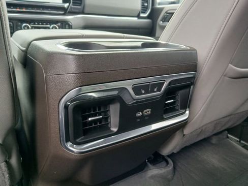 Used 2024 GMC Sierra 3500 SLT w/ SLT Premium Package image 28