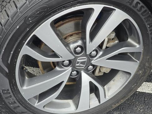 Certified 2023 Honda Odyssey Touring image 14