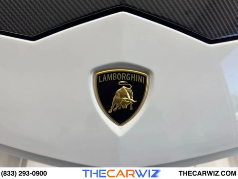 Used 2020 Lamborghini Urus image 52