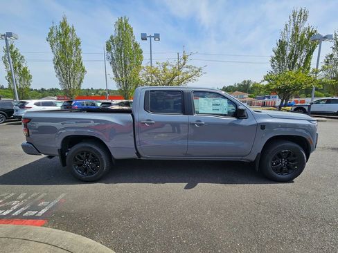 New 2026 Nissan Frontier SV AWD/4WD image 4