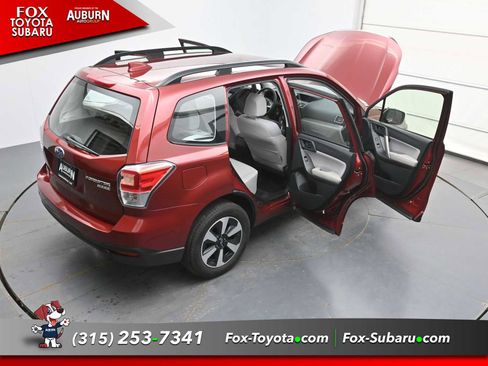 Used 2017 Subaru Forester 2.5i w/ Alloy Wheel Package AWD/4WD image 38