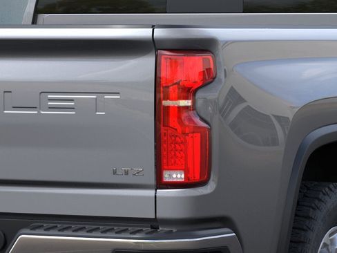 New 2026 Chevrolet Silverado 2500 LTZ w/ LTZ Premium Package AWD/4WD image 35