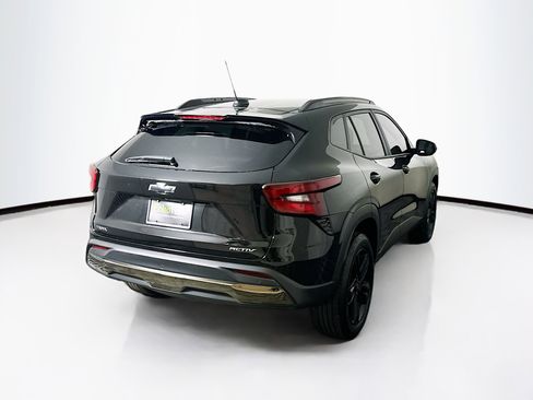 Used 2025 Chevrolet Trax ACTIV w/ Driver Confidence Package image 9