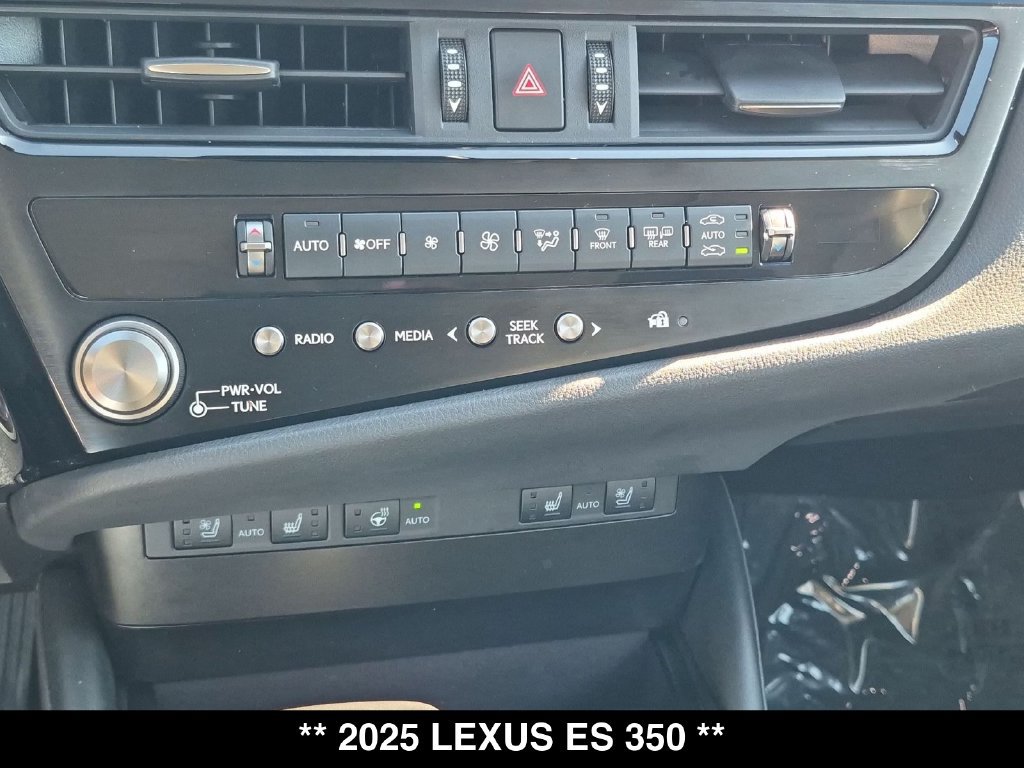 Used 2025 Lexus ES 350 w/ Accessory Package (Z2) FWD image 25