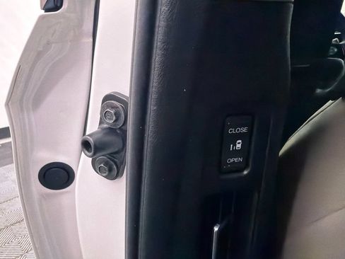 Used 2022 Honda Odyssey Touring image 32