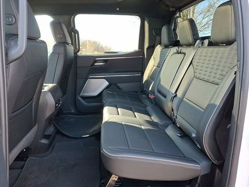 Used 2025 GMC Sierra EV Denali image 14