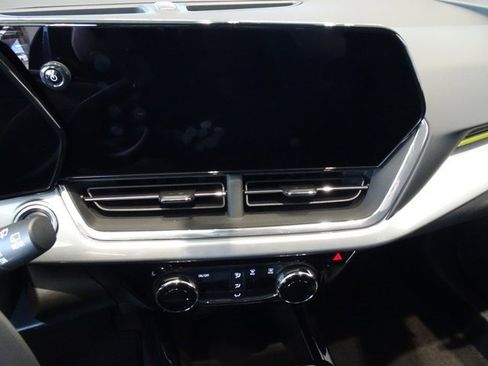 New 2026 Chevrolet Trax RS w/ Driver Confidence Package image 9