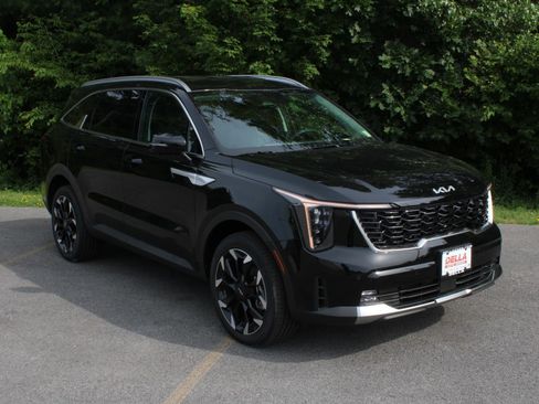 New 2026 Kia Sorento EX AWD/4WD image 3