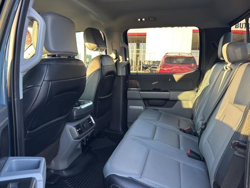 Used 2023 Ford F150 Lariat AWD/4WD image 9