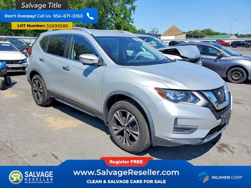 Used 2019 Nissan Rogue SV w/ Premium Package AWD/4WD image 5