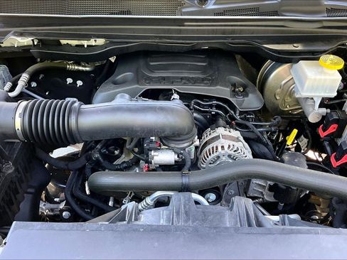 Used 2021 RAM 1500 Big Horn AWD/4WD image 9