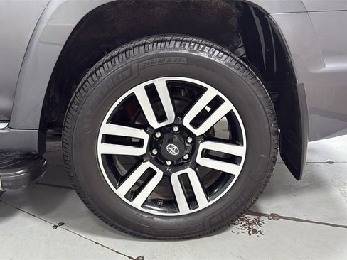 Certified 2020 Toyota 4Runner Limited image 23