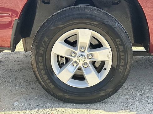 Used 2022 RAM 1500 Classic SLT image 18