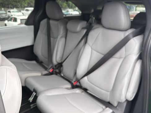 New 2026 Toyota Sienna XLE FWD image 29