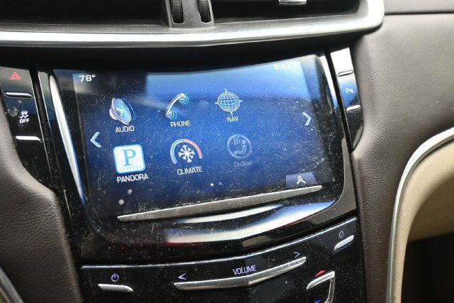 Used 2013 Cadillac XTS FWD image 17