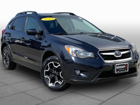 Used 2015 Subaru Crosstrek 2.0i Premium w/ Moonroof Package AWD/4WD image 3