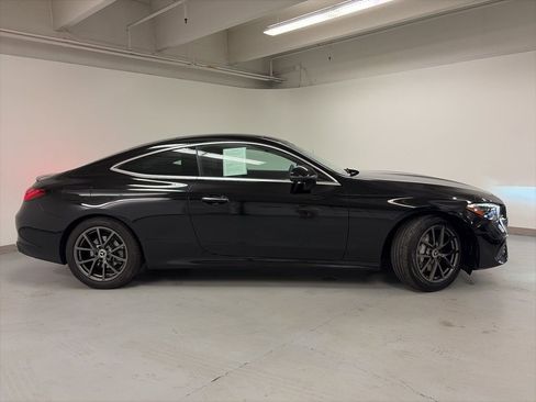 Certified 2026 Mercedes-Benz CLE 300 4MATIC Coupe image 6