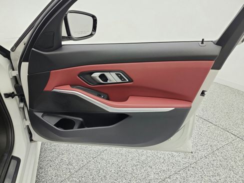 Used 2023 BMW 330e w/ Convenience Package RWD image 27