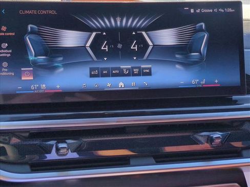 New 2026 BMW X6 xDrive40i w/ Executive Package image 12