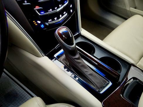 Used 2017 Cadillac XTS Luxury AWD/4WD image 17