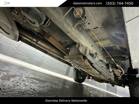 Used 2016 Ford F250 Lariat w/ Lariat Interior Package image 49