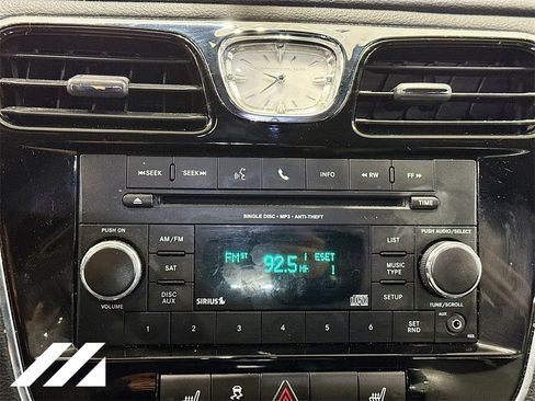 Used 2013 Chrysler 200 Limited image 14